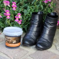 Lederpflege für Schuhe, Lederpolstermöbel und Automobilleder