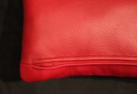 Karawunzlator - DAS Echtleder Nackenkissen in der Farbe Feuerrot 2606 Reißverschluss mit Zipp-Garage