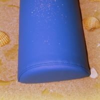 Lagerungshalbrolle aus Kunstleder in Royalblau